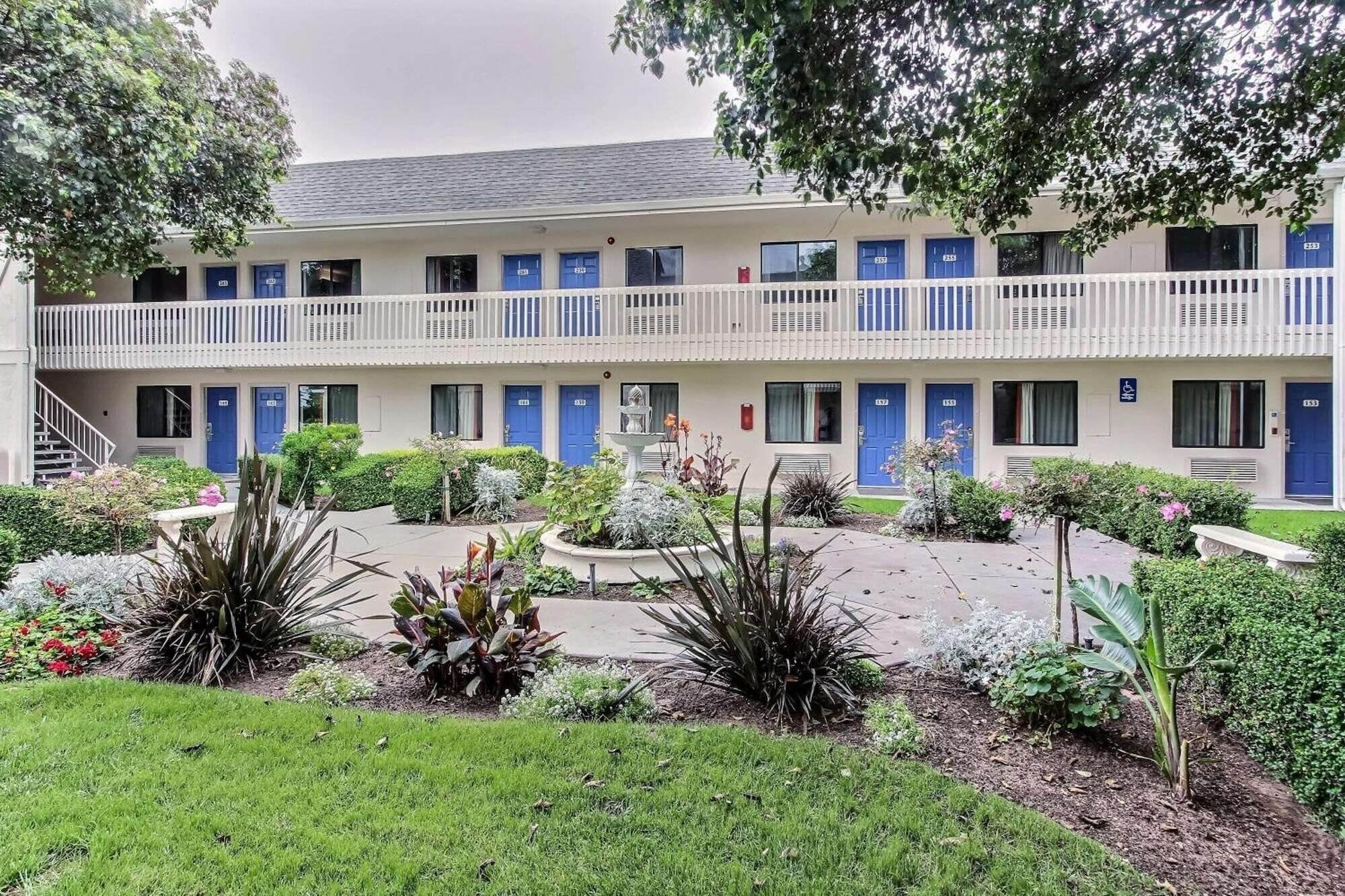 Foto - Motel 6-Marina, CA - Monterey
