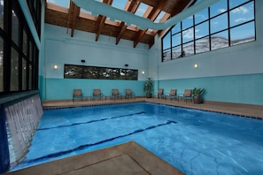 Piscine couverte, piscine extérieure