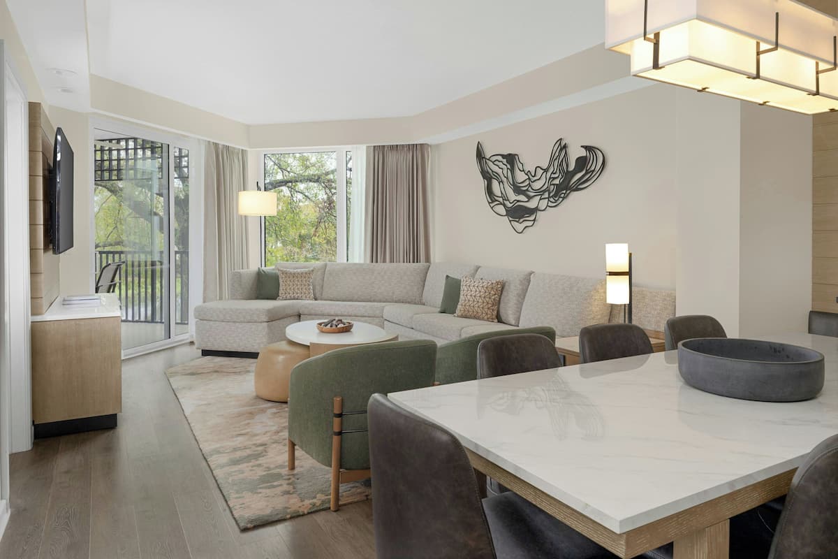 Villa, 3 Bedrooms, Balcony | Living area