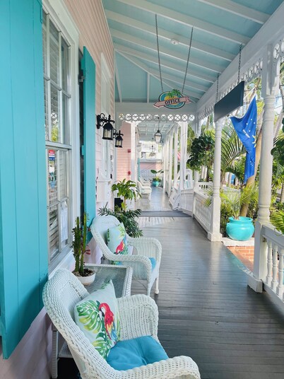 The Palms Hotel