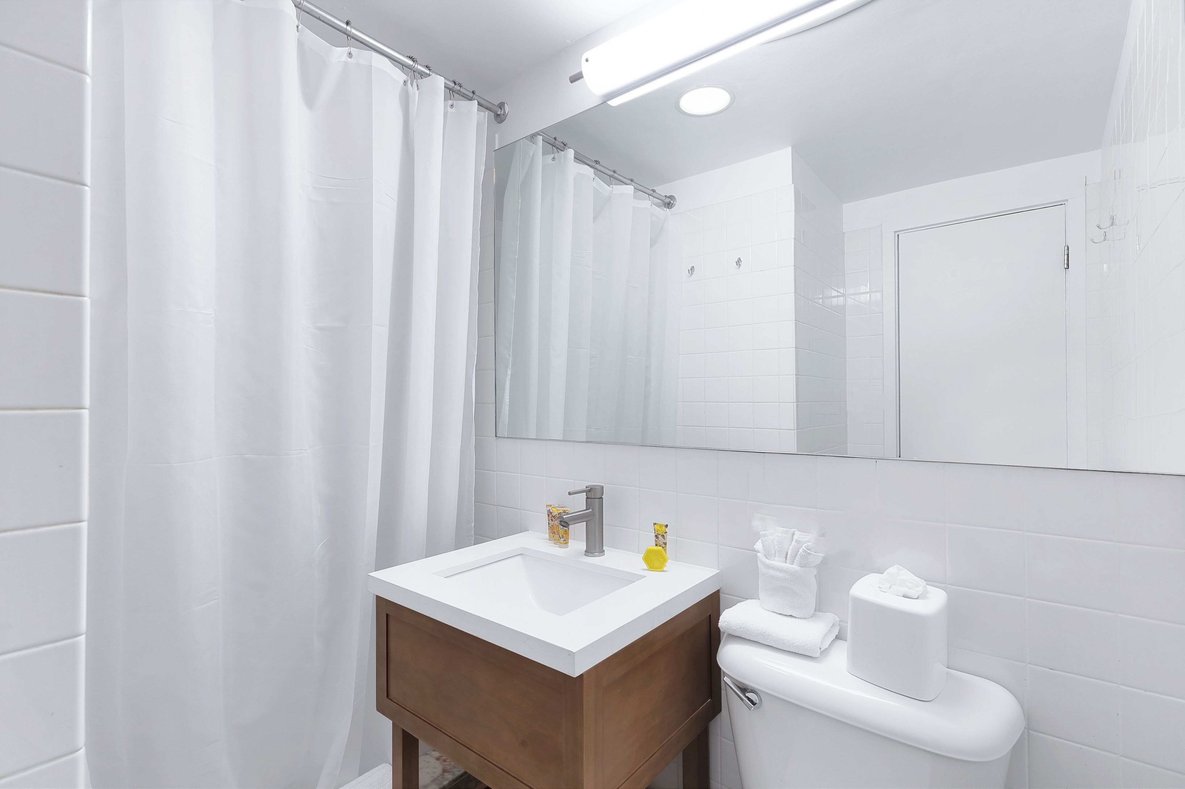 Photo - The Townhouse Hotel
