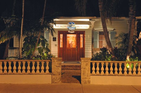 Heron House Adult Only - Image 2