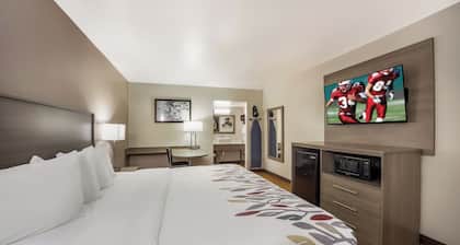 Red Roof Inn & Suites Thomasville