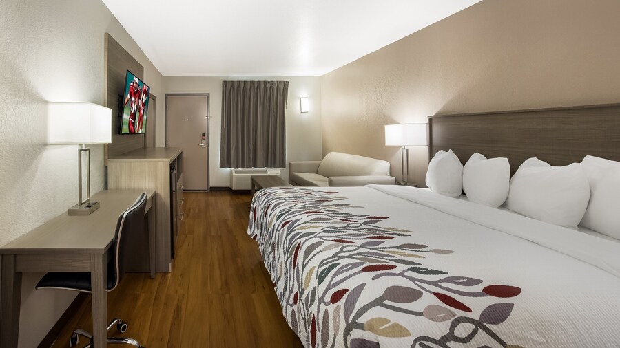 Red Roof Inn & Suites Thomasville