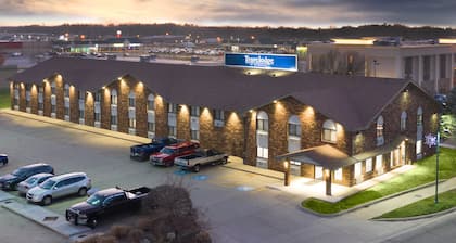 Travelodge by Wyndham Elkhart