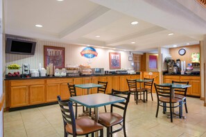 Desayuno buffet incluido todos los días 