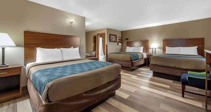 Econo Lodge Hays I-70