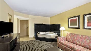 Premium bedding, desk, iron/ironing board, free cots/infant beds