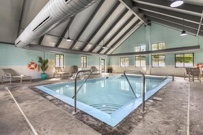 Piscine intérieure