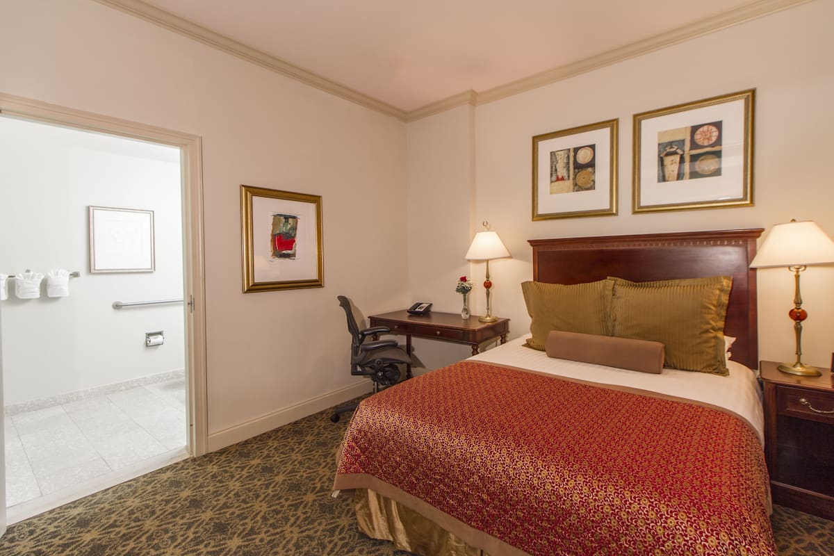 Premium bedding, pillowtop beds, in-room safe, desk