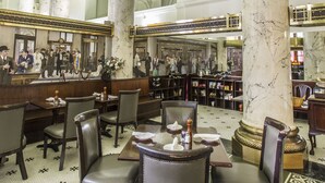 Daily continental breakfast for a fee - The Whitney Hotel (New Orleans)