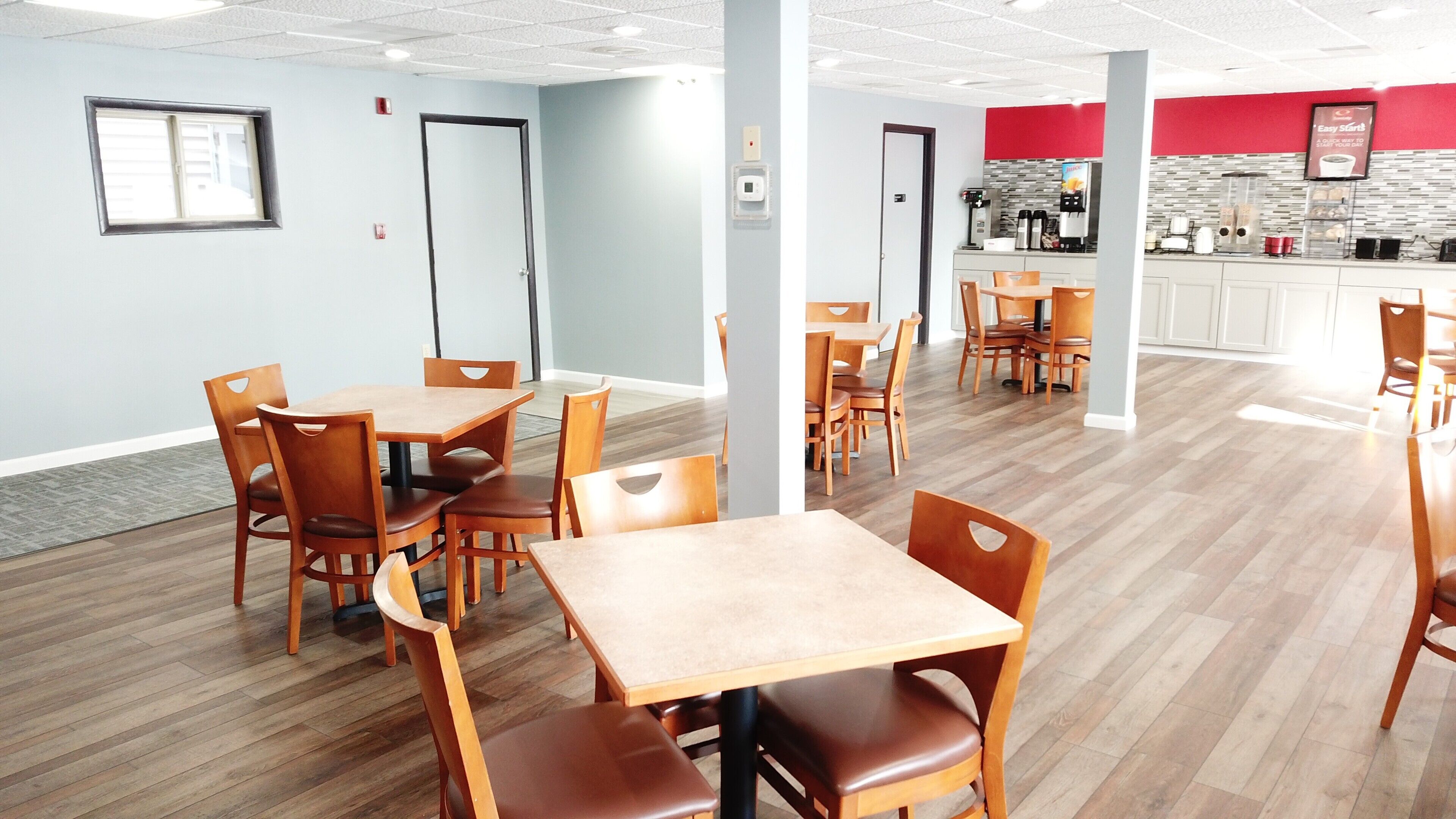 Free daily continental breakfast