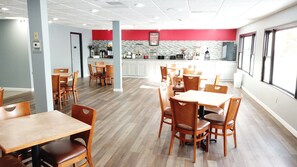 Coffee service - Baymont by Wyndham Iron Mountain (Iron Mountain)