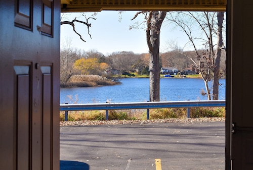 Rodeway Inn Auburn Hills - Detroit