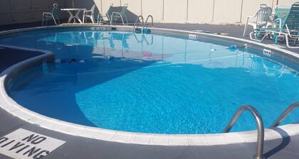 Rodeway Inn Auburn Hills - Detroit
