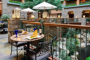 Dining - Chateau On The Lake Resort Spa and Convention Center (Branson)