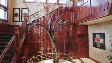 Couples treatment room(s), sauna, hot tub, steam room, body treatments