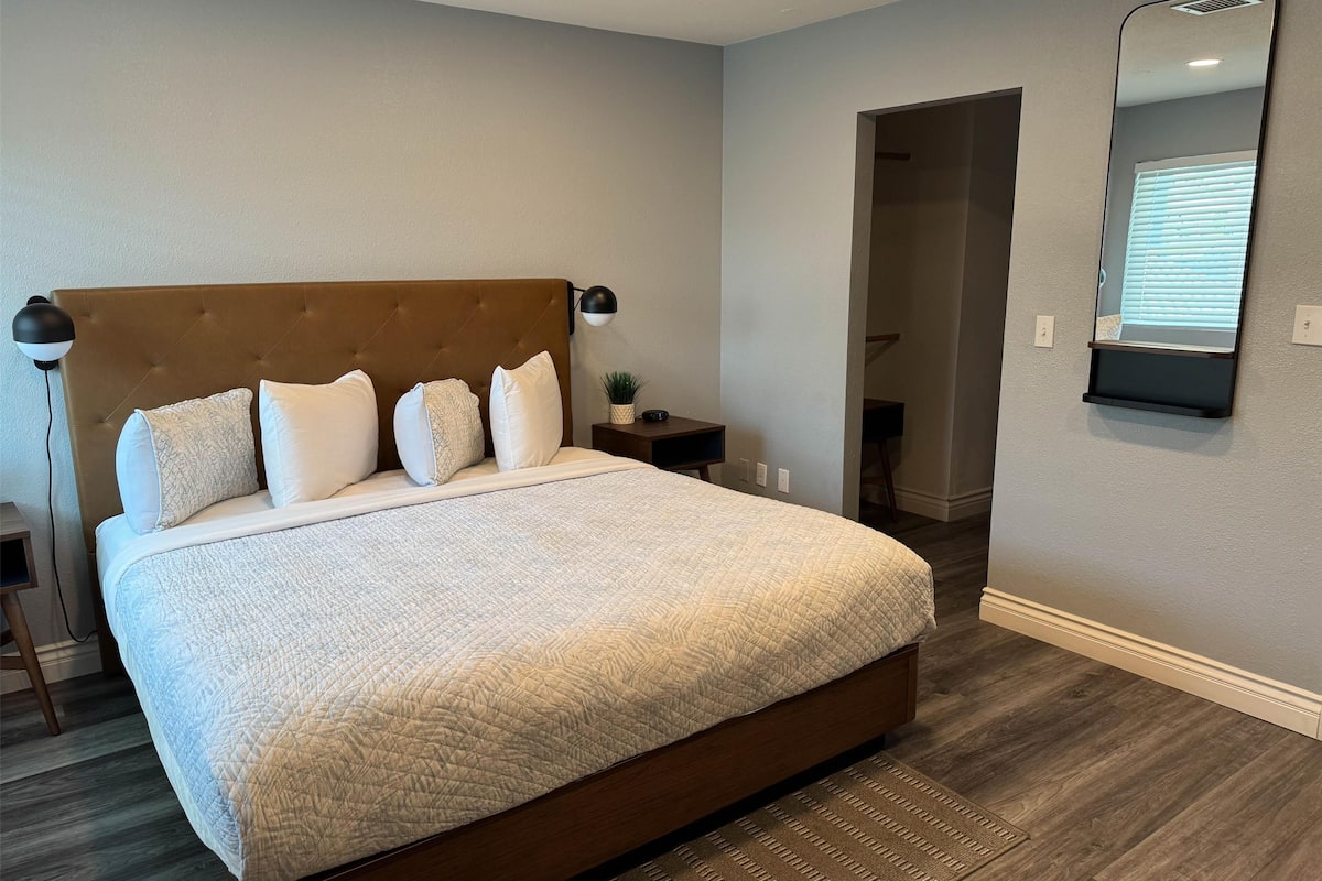 Habitación Deluxe, 1 cama de matrimonio grande, no fumadores, cocina básica | Wifi gratis y ropa de cama