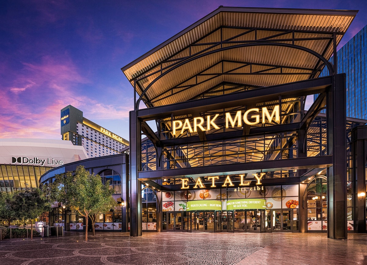 Park MGM Las Vegas Reviews, Deals & Photos 2024 Expedia.ca