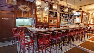 Bar (en la propiedad)