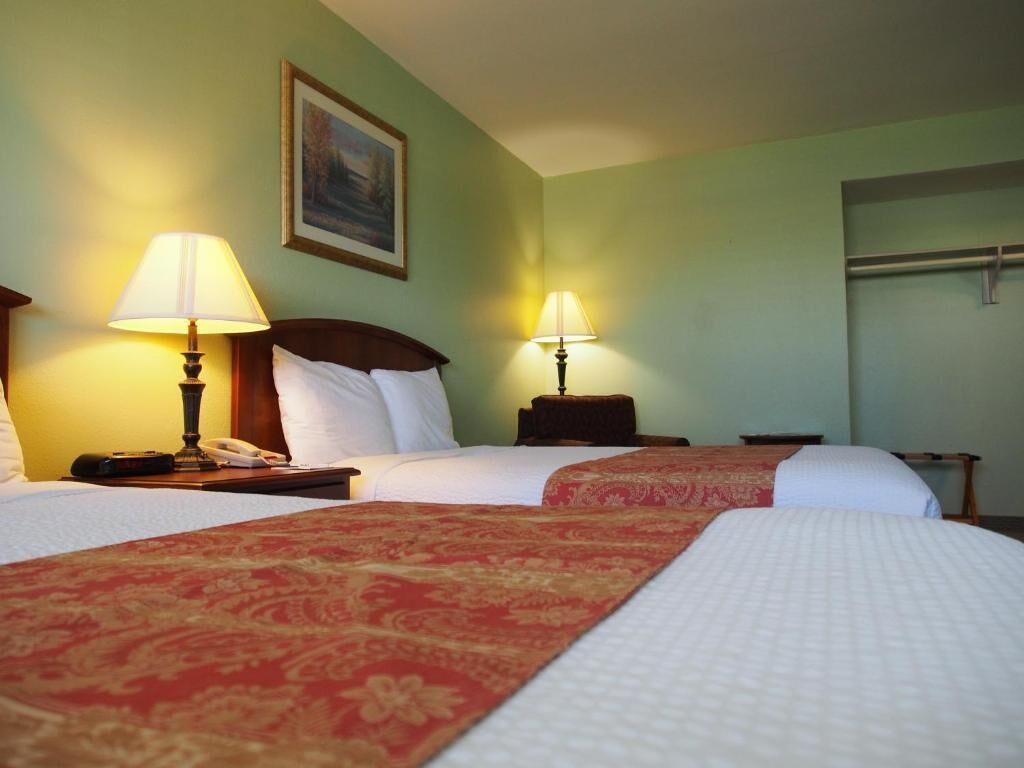 Photo - Inn at the Waterpark