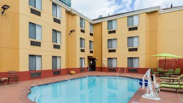 Seasonal outdoor pool, open 10 AM to 10 PM, sun loungers