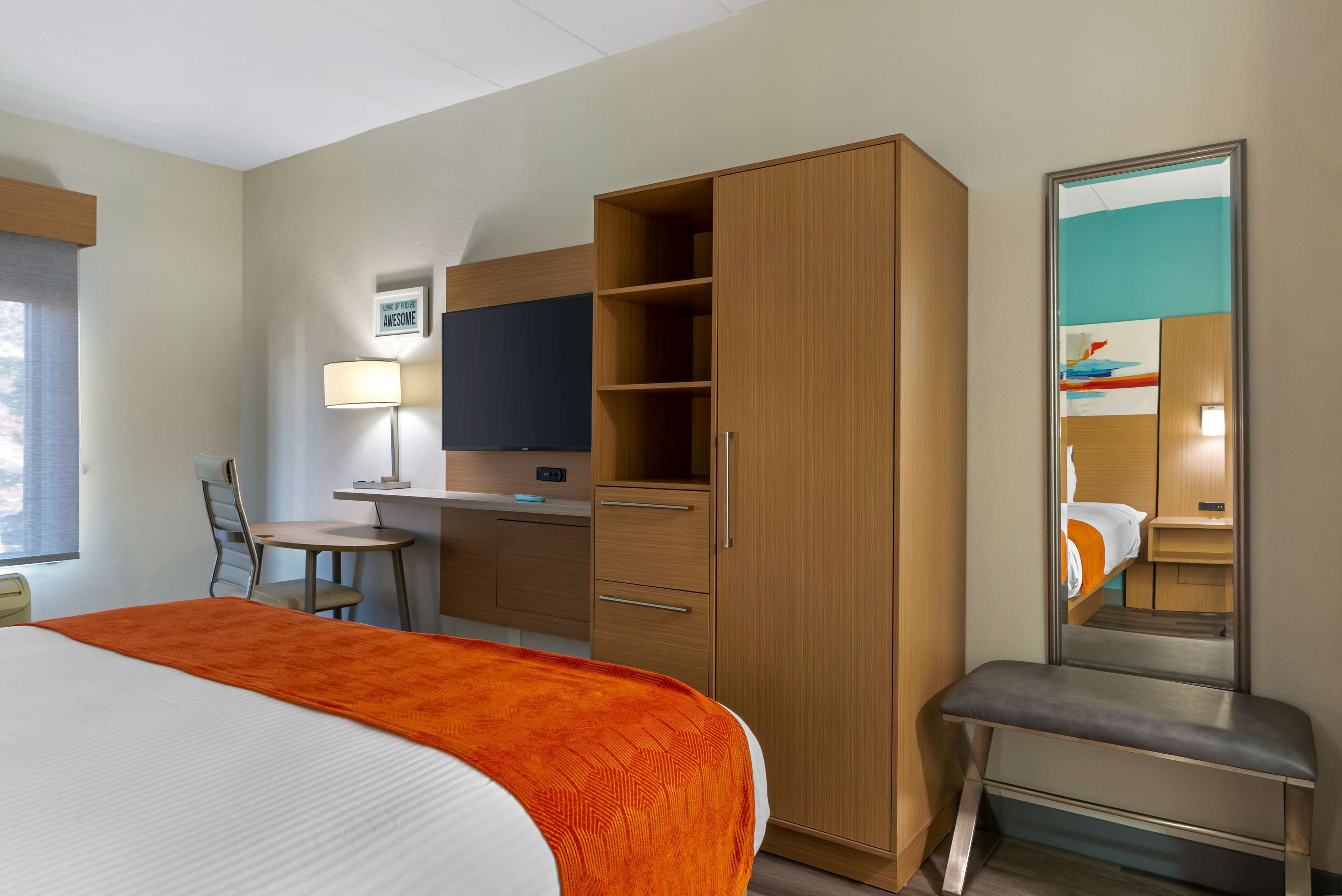 Photo - Best Western PLUS Executive Hotel Richmond