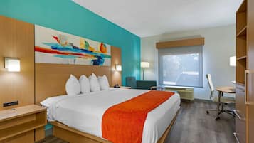 Standard Room, 1 King Bed, Non Smoking, Refrigerator & Microwave | Desk, laptop workspace, blackout drapes, iron/ironing board