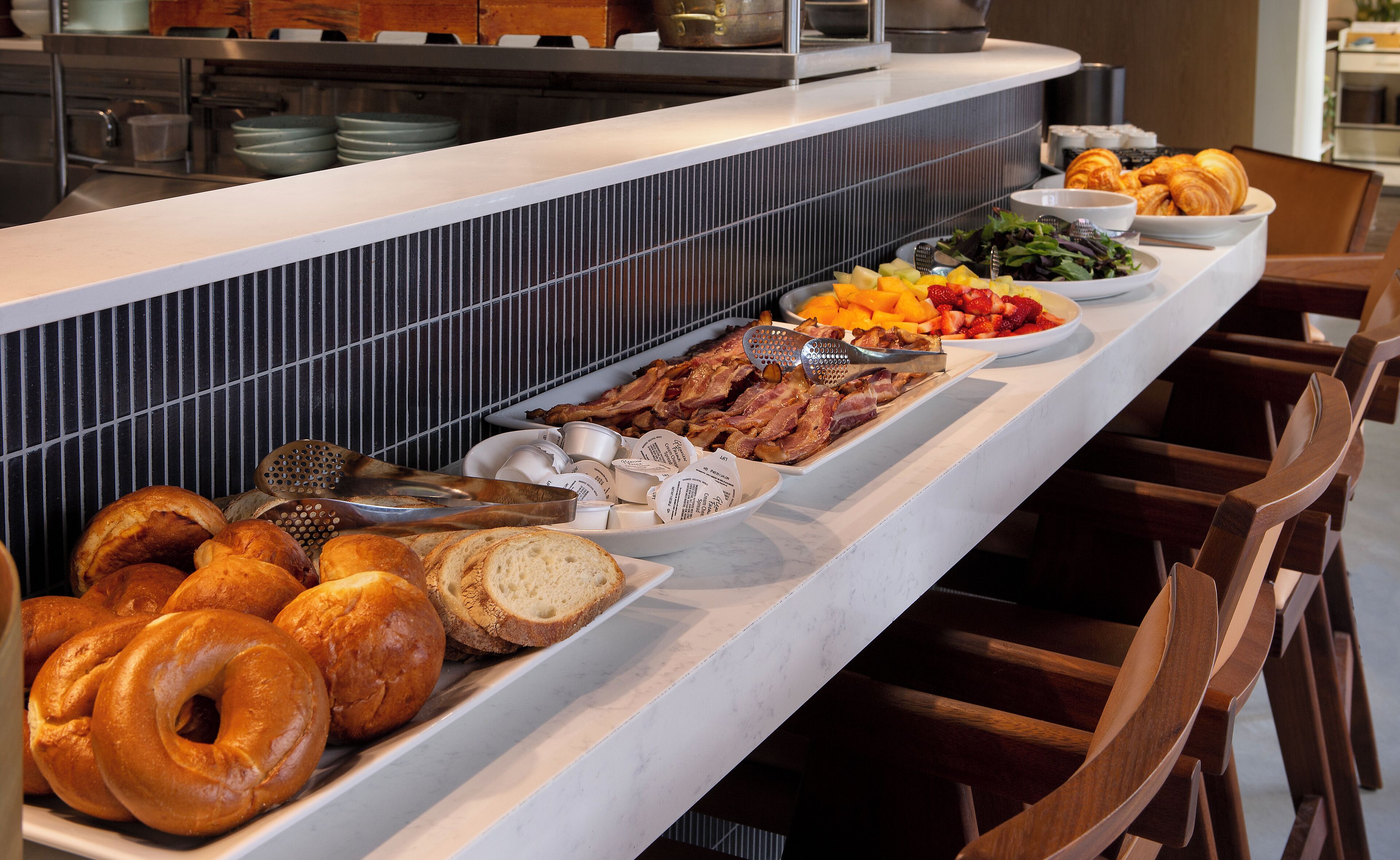 Desayuno a la carta todos los días (con cargo)