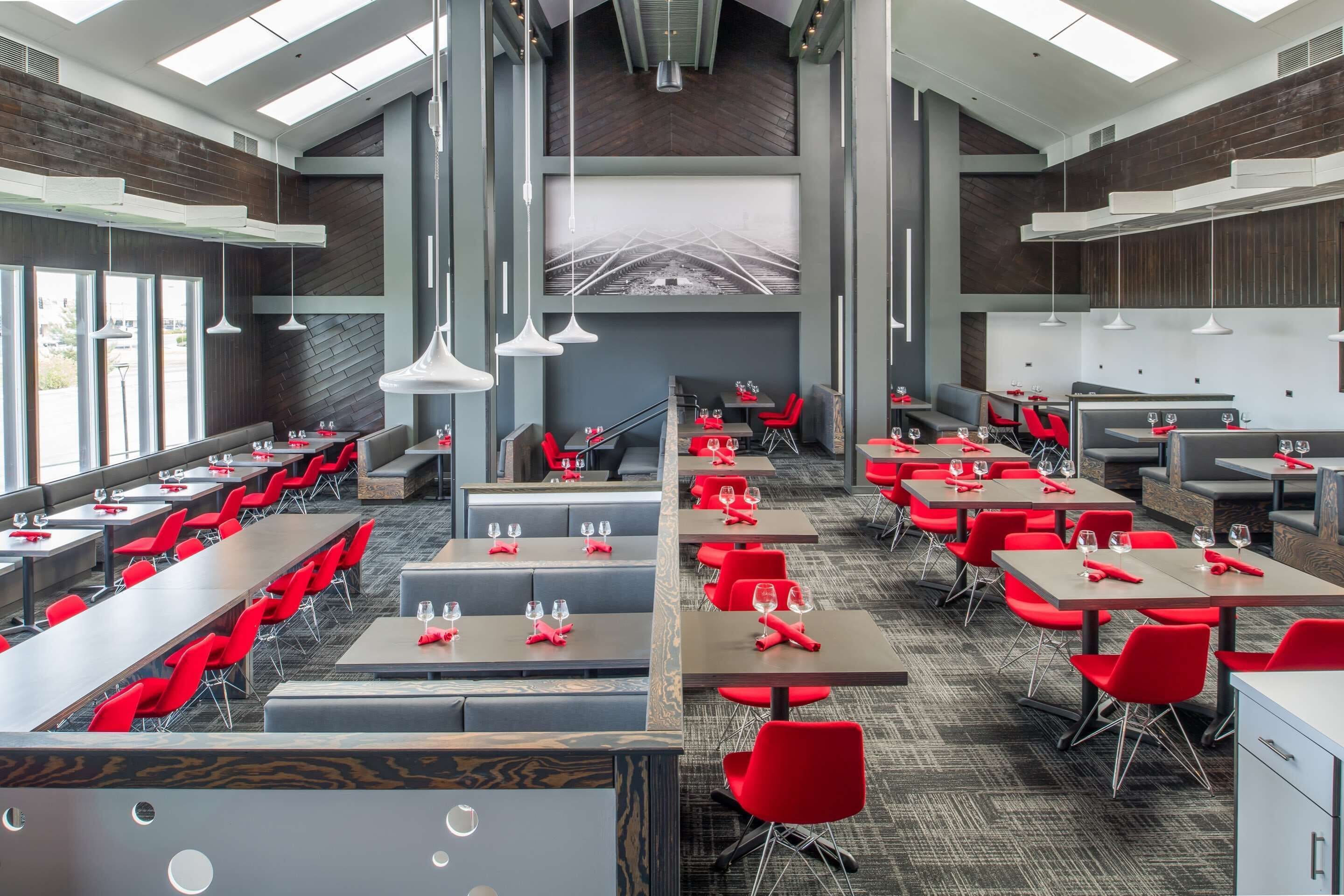 Buffet breakfast on weekdays (USD 7.60 per person)