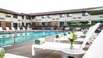 Outdoor pool, open 9:00 AM to 10:00 PM, free cabanas, sun loungers