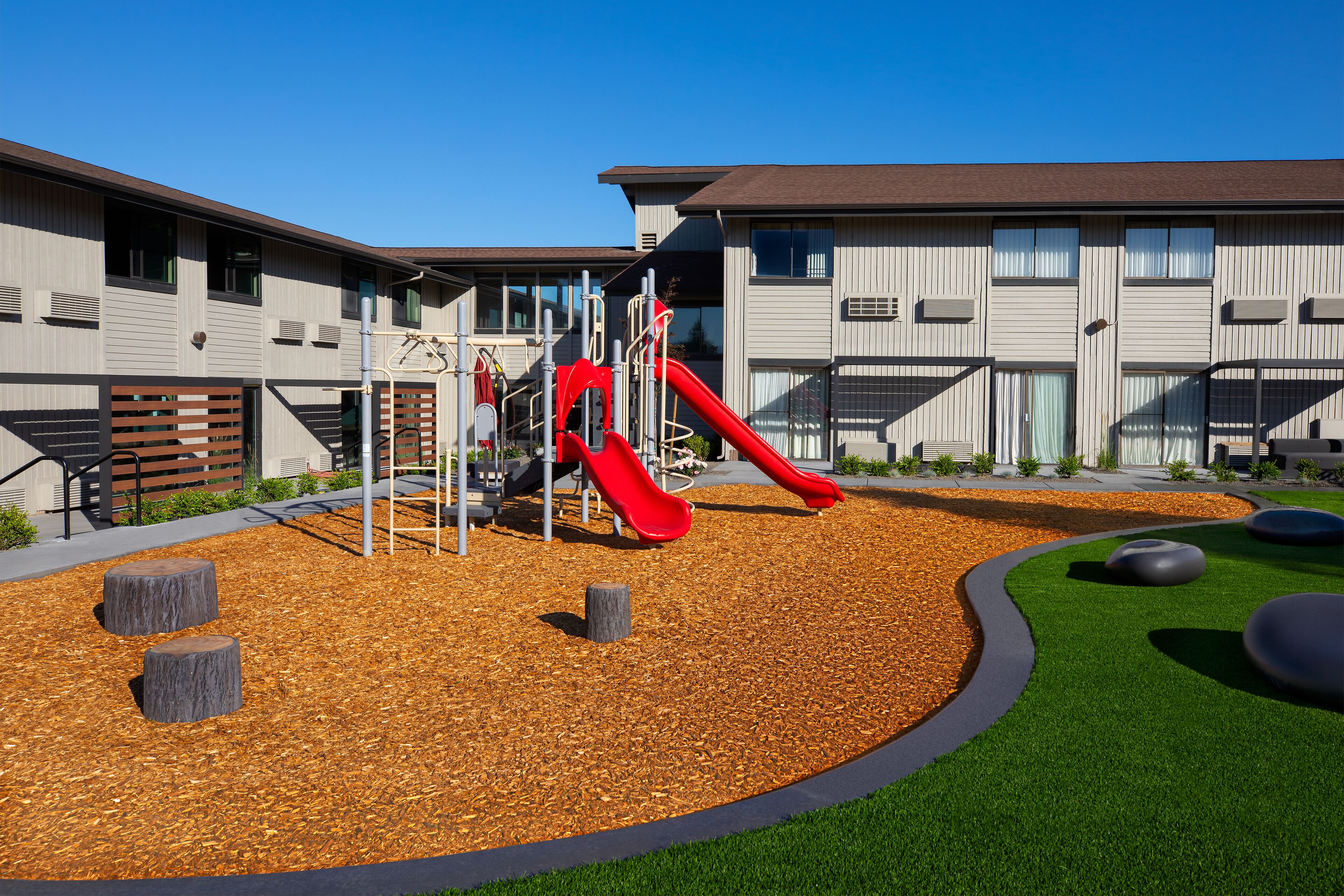 children’s play area – outdoor