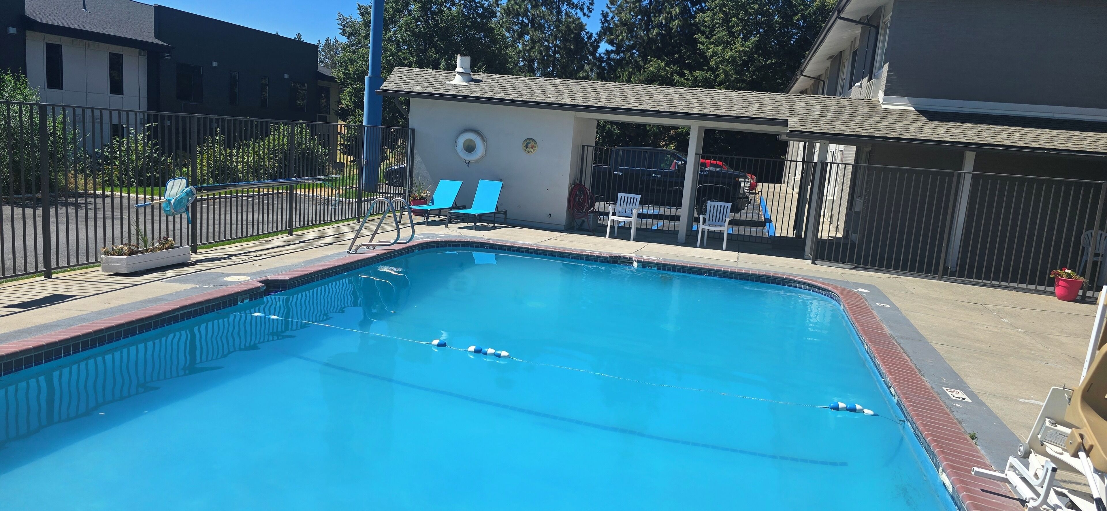 Seasonal outdoor pool