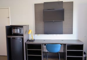 Phòng Tiêu chuẩn, 1 giường cỡ queen, không hút thuốc | Truy cập Internet không dây miễn phí, bộ trải giường