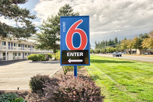 Motel 6 Everett, WA - North