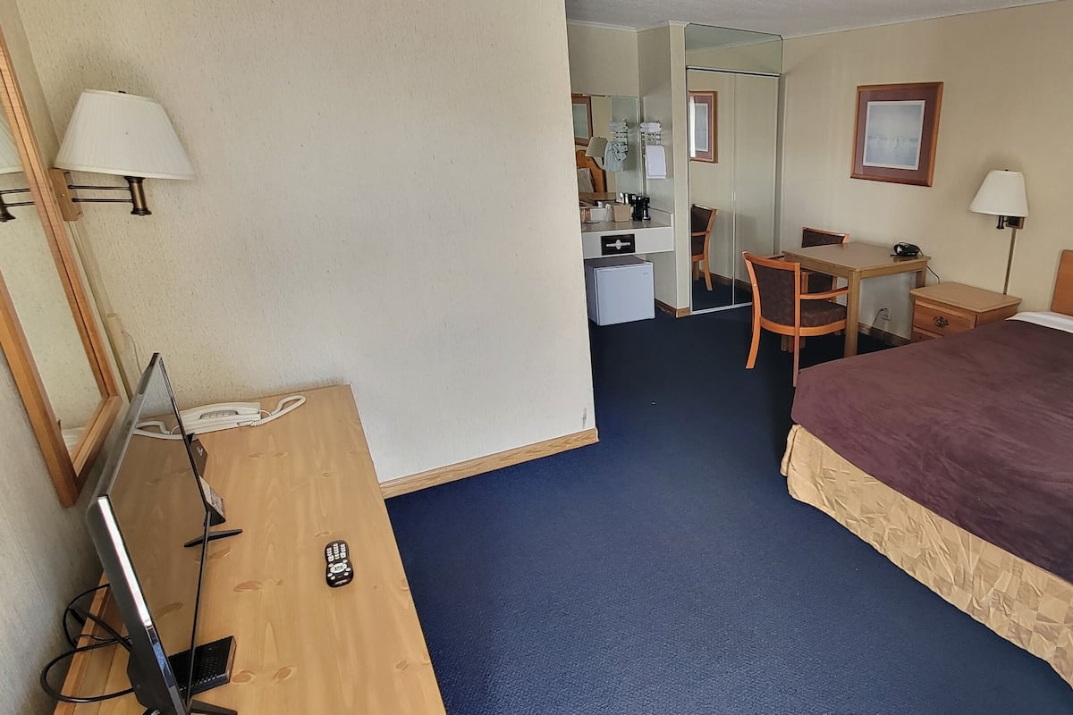 Pillow-top beds, iron/ironing board, rollaway beds, free WiFi