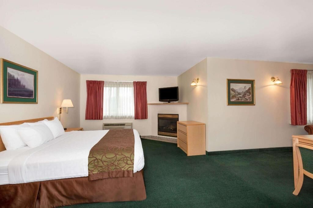 Ropa de cama de alta calidad y cortinas blackout 