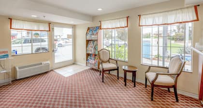 Hotel Avenida, San Clemente Beach