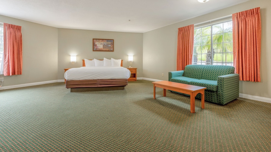 Hotel Avenida, San Clemente Beach