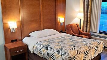 Premium bedding, in-room safe, desk, blackout drapes