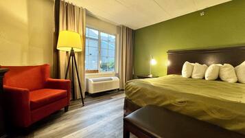 Desk, free WiFi, bed sheets