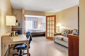 Suite, 1 Bedroom, Non Smoking | Hypo-allergenic bedding, down comforters, pillowtop beds, in-room safe