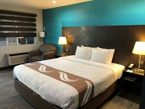 Standard Room, 1 King Bed, Non Smoking | Premium bedding, pillow-top beds, desk, laptop workspace