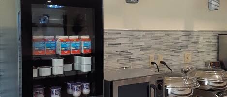 Esmorzar diari complet gratuït