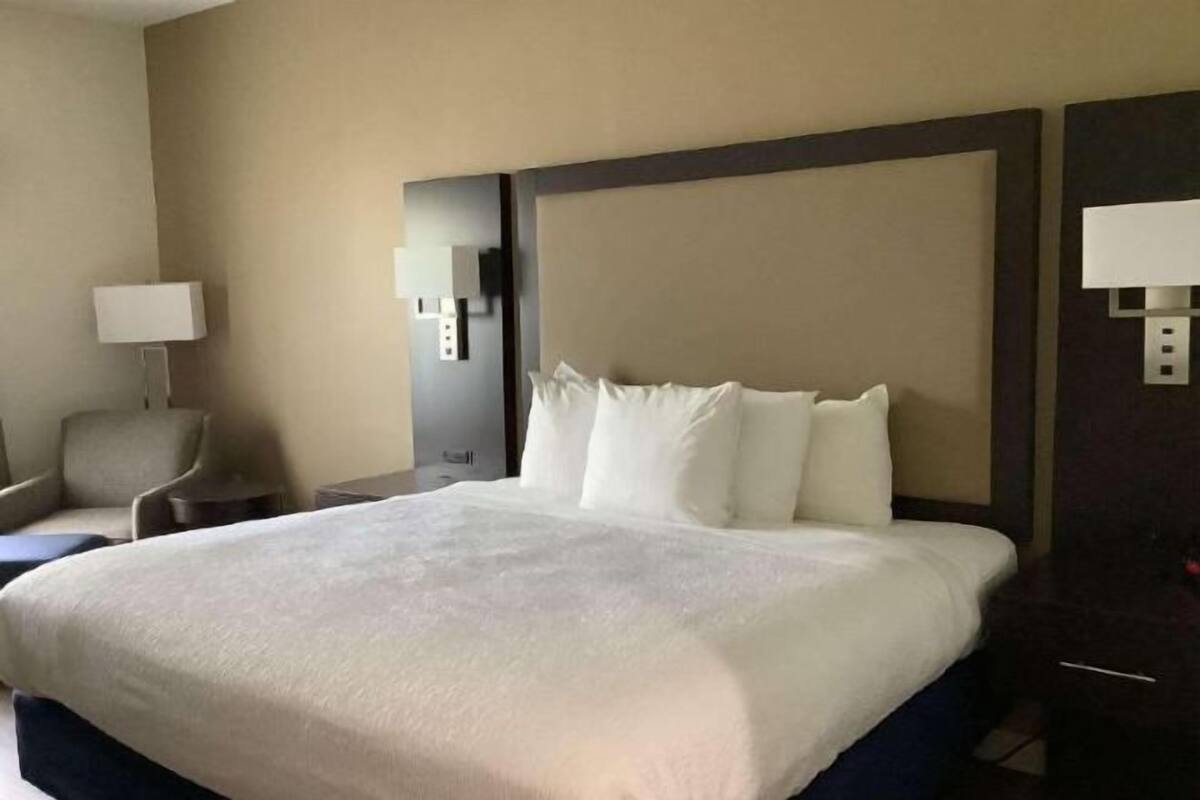 In-room safe, desk, laptop workspace, iron/ironing board