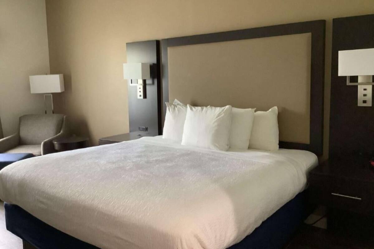 In-room safe, desk, laptop workspace, iron/ironing board
