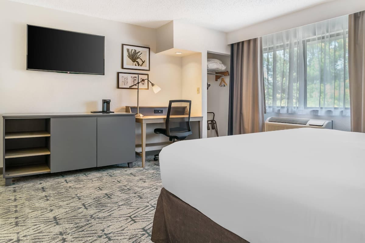 Chambre Premium, 1 trĂšs grand lit, non-fumeur