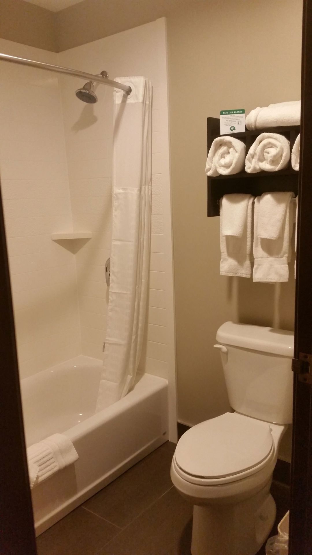 Bathroom | Free toiletries, hair dryer, towels
