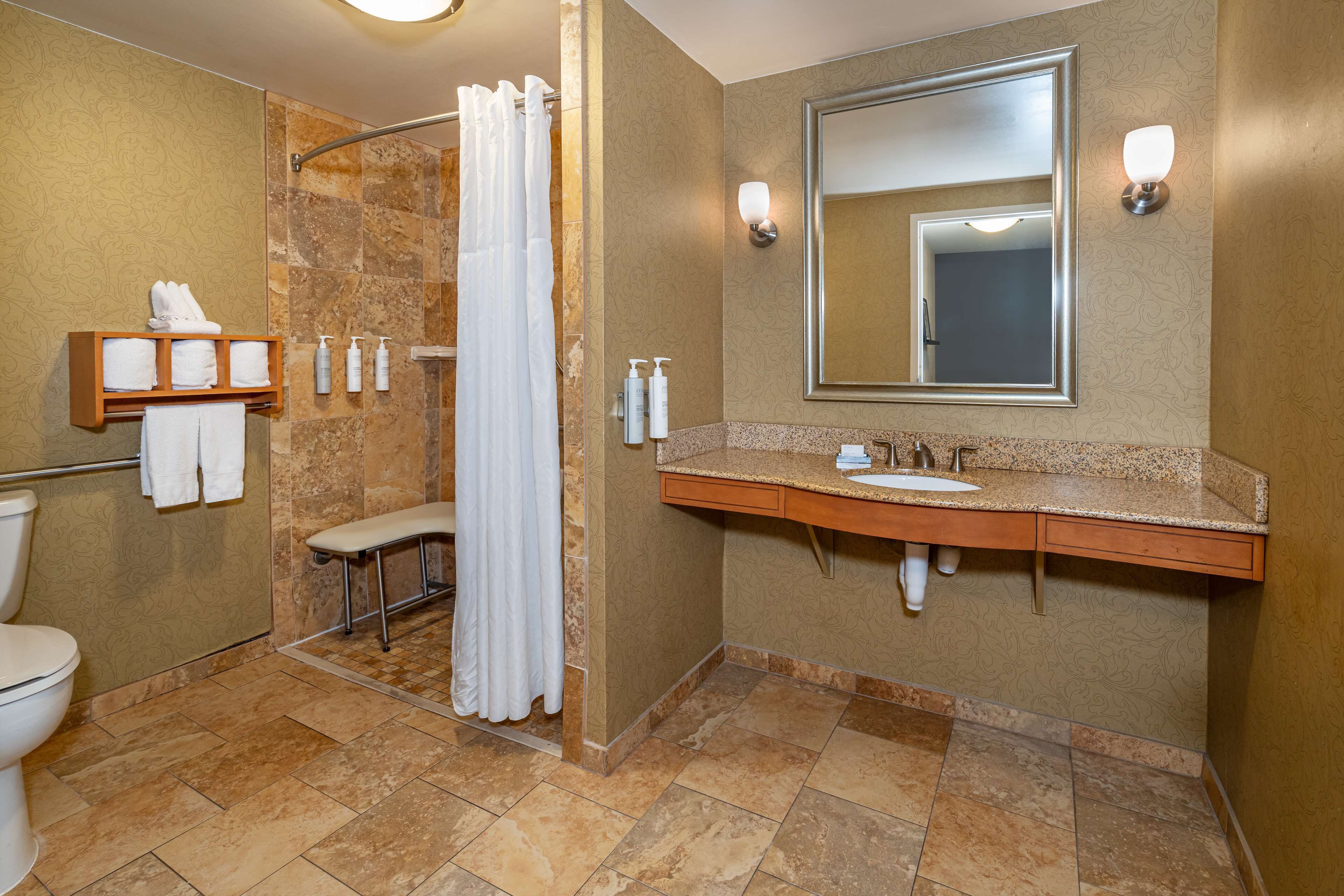 Photo - Hampton Inn & Suites Nashville-Vanderbilt-Elliston Place
