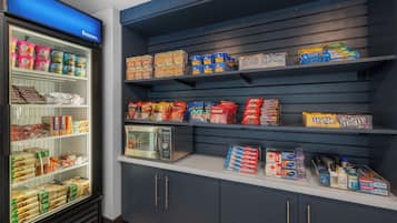 Snack bar